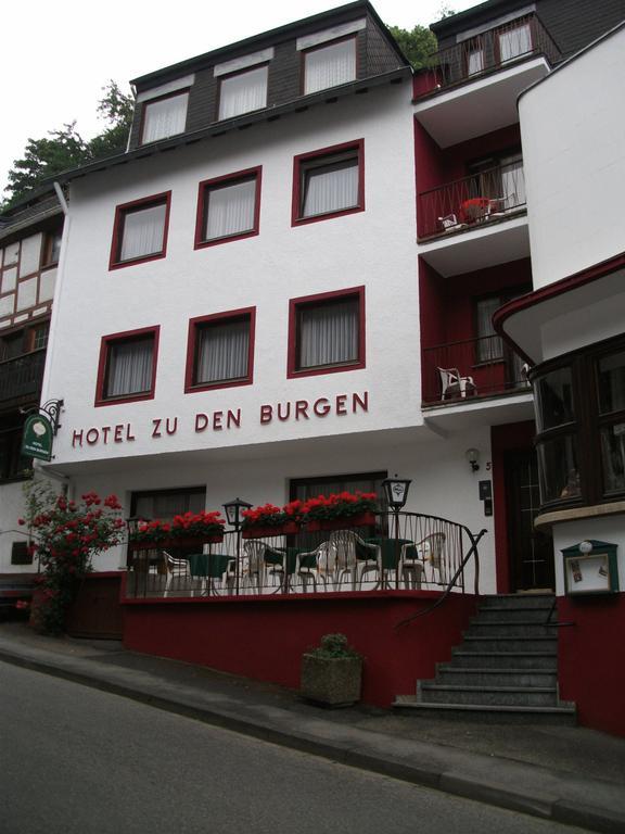 Hotel Zu Den Burgen カンプ・ボルンホーフェン 部屋 写真
